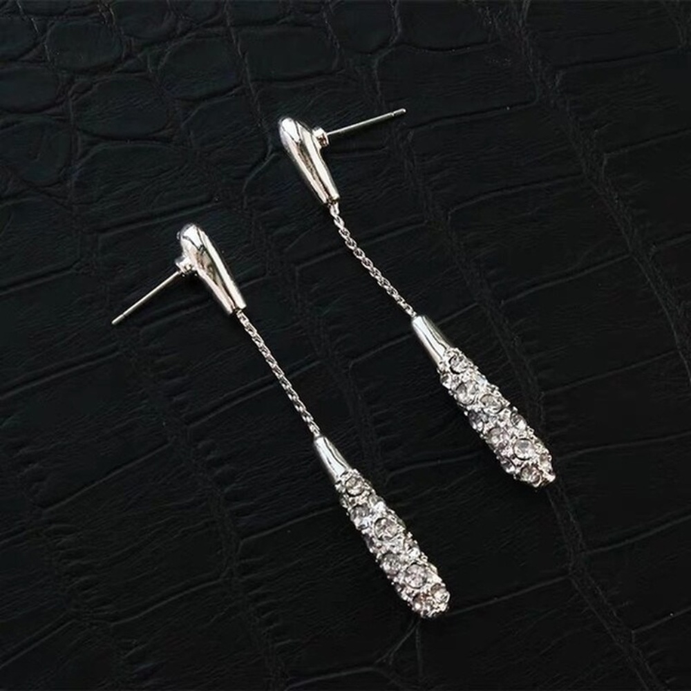 Luxury Inlaid Diamond Drop Shaped Tassel Women Earrings